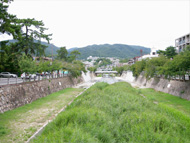 写真：芦屋川