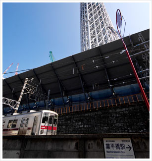 押上・業平橋に建設中の東京スカイツリー（2010年9月撮影）