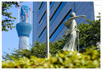 両国公園内にある「勝海舟生誕之地」の碑(2010年9月撮影)